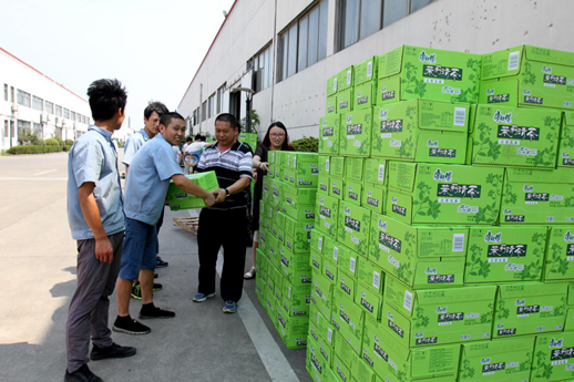 斗酷暑、保生產、送清涼