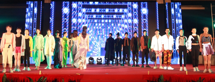 6、時裝秀2.jpg 6、時裝秀2.jpg